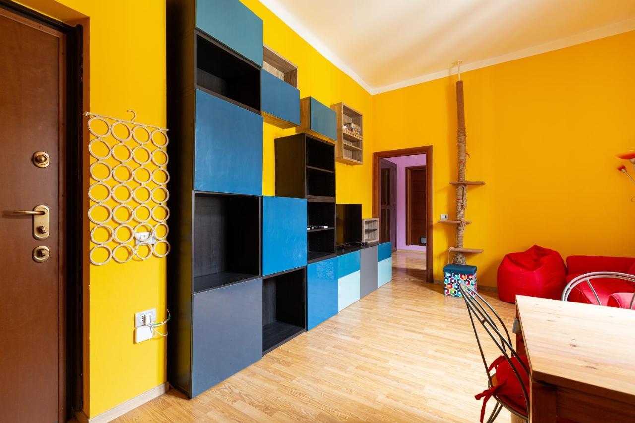 Milano Viale Umbria Colorful Apartment Buitenkant foto