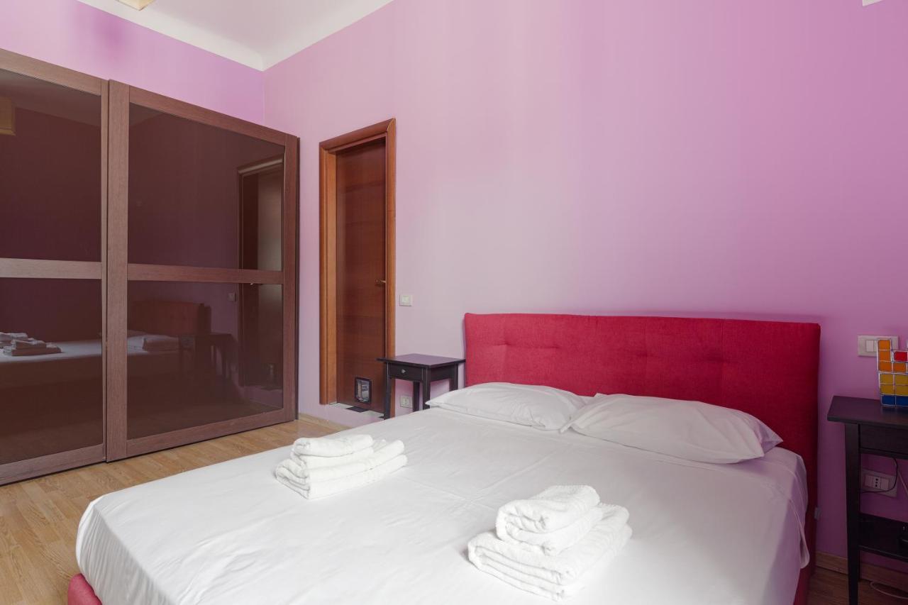 Milano Viale Umbria Colorful Apartment Buitenkant foto