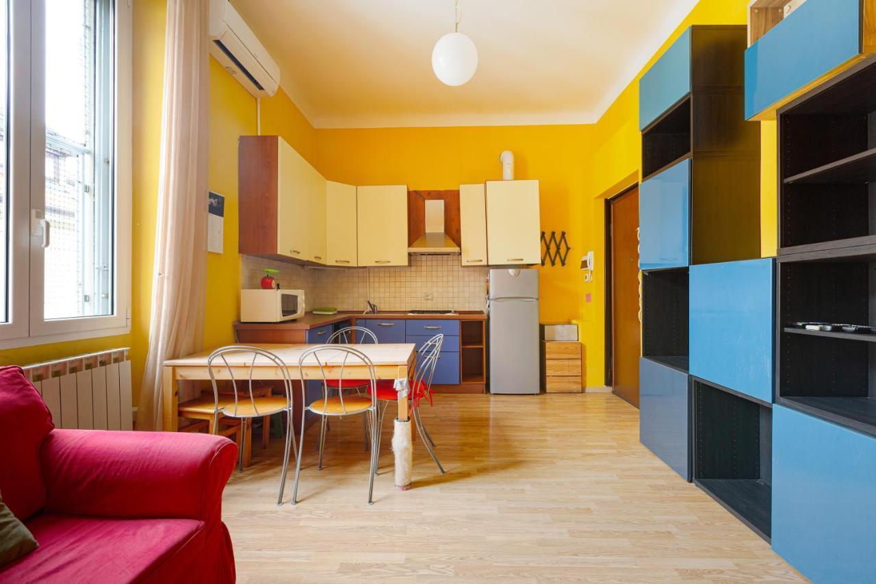 Milano Viale Umbria Colorful Apartment Buitenkant foto