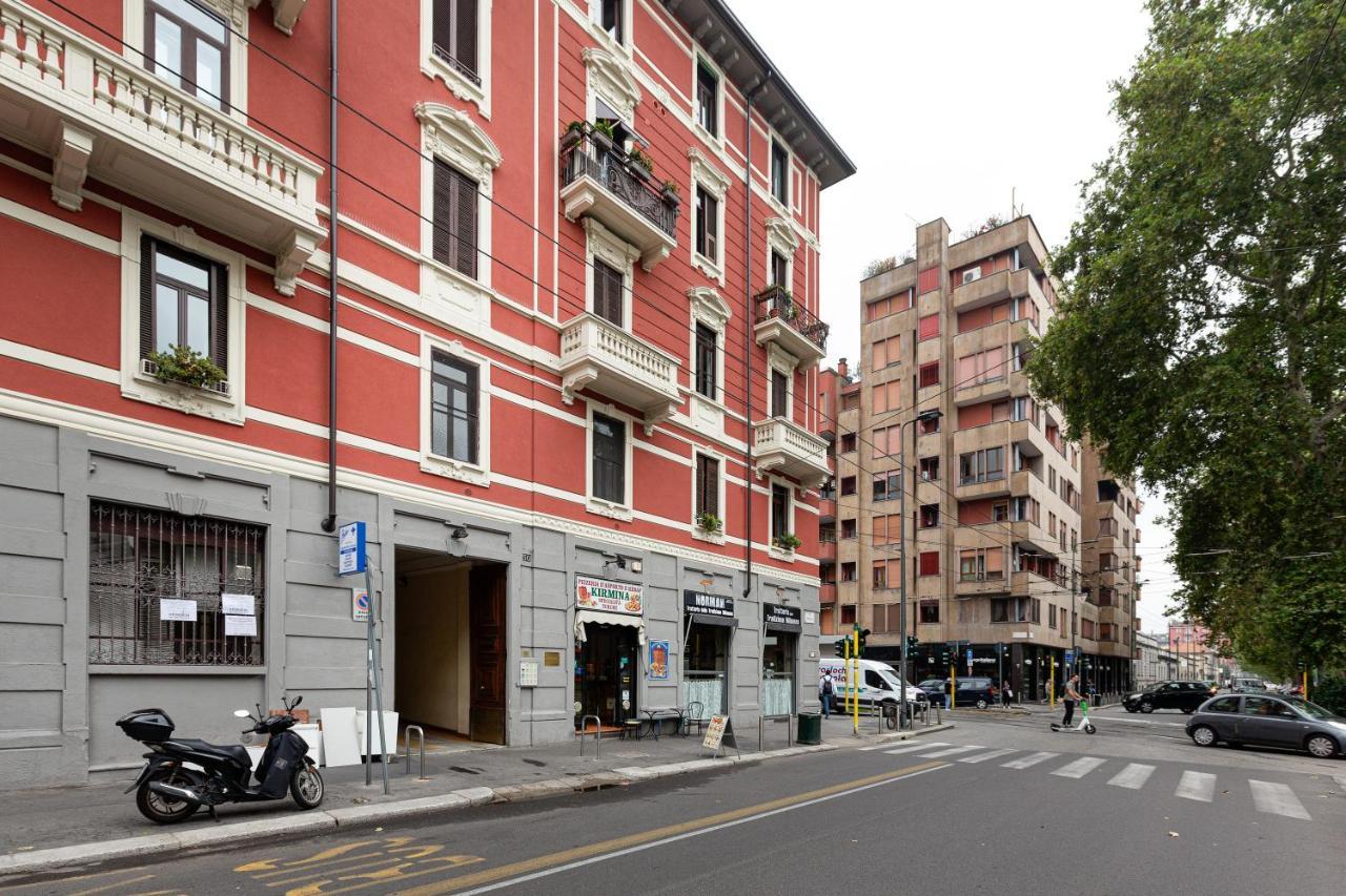 Milano Viale Umbria Colorful Apartment Buitenkant foto