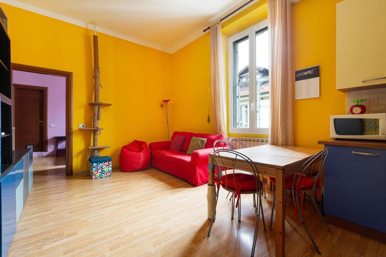 Milano Viale Umbria Colorful Apartment Buitenkant foto
