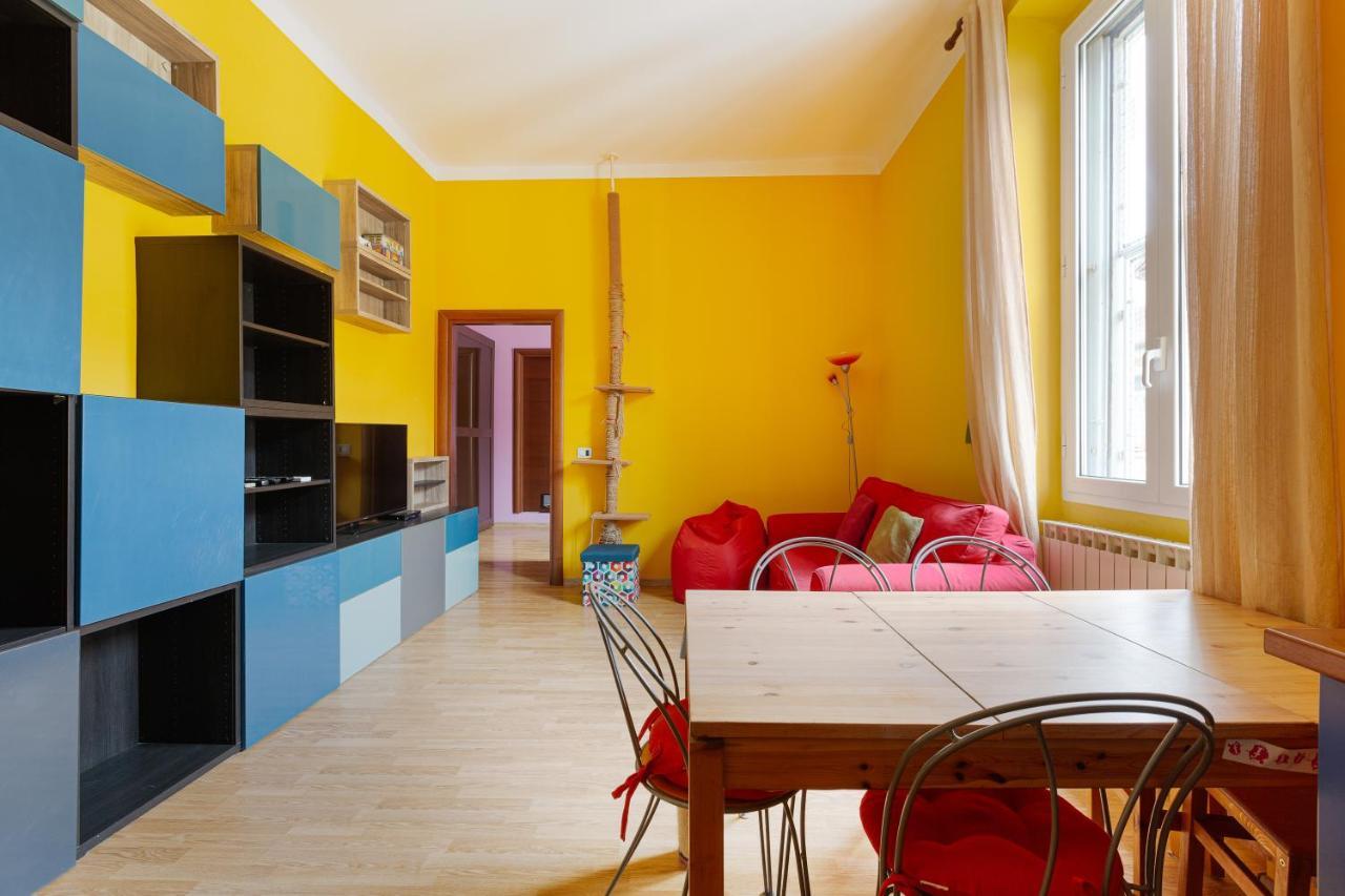Milano Viale Umbria Colorful Apartment Buitenkant foto